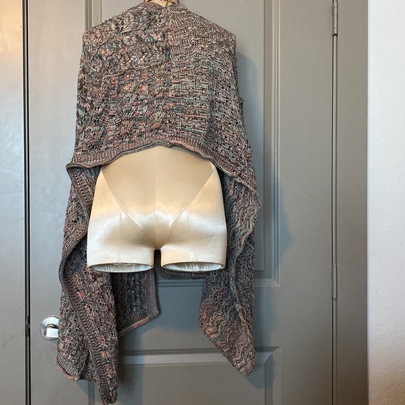 RICO Multi-Color Shawl - Picture 5 of 6